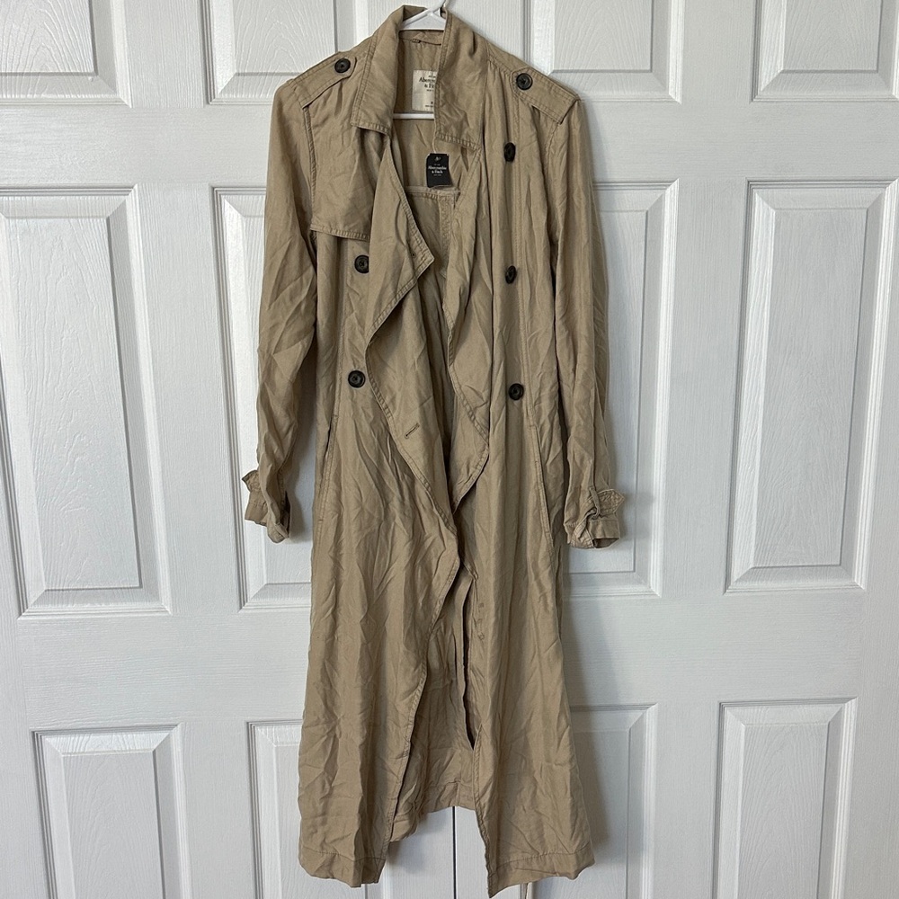 Abercrombie & Fitch Classic Beige Trench Coat